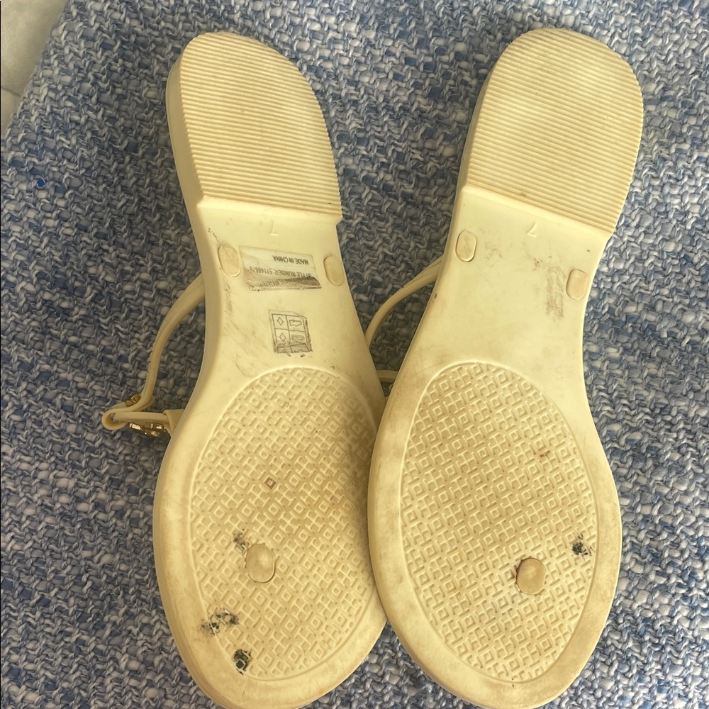 Tory Burch Women's Cream Sandals - Picture 5 of 6